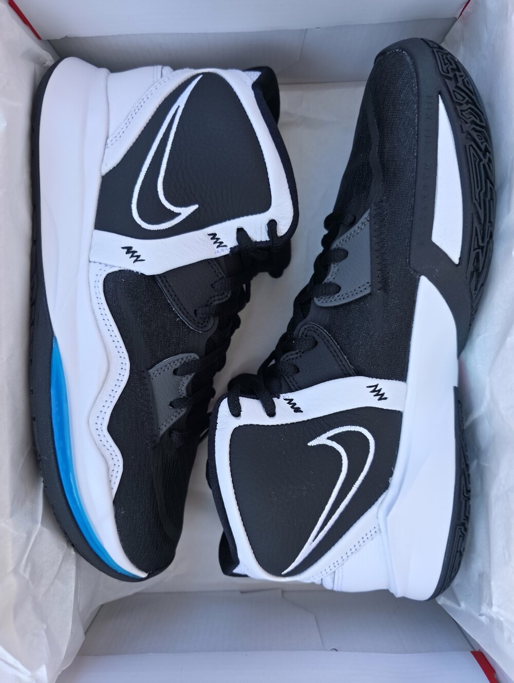 Nike Basketball Kyrie Infinity